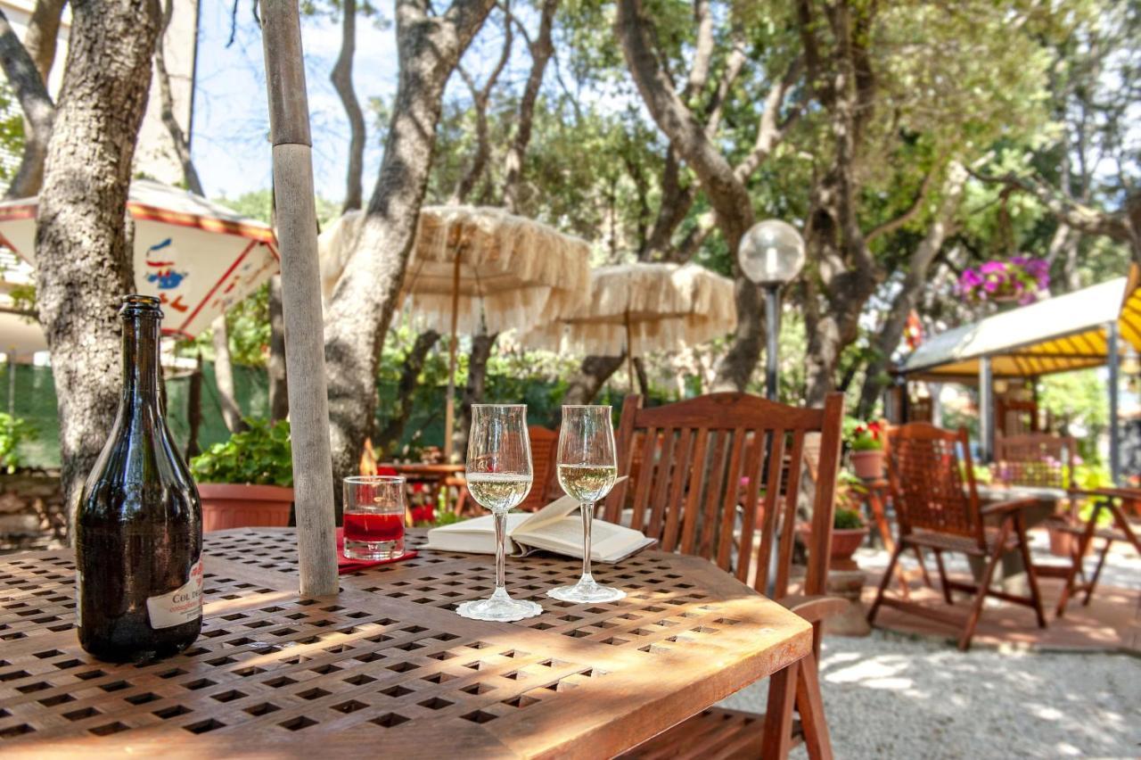 Hotel Villa Lo Scoglietto San Vincenzo Kültér fotó