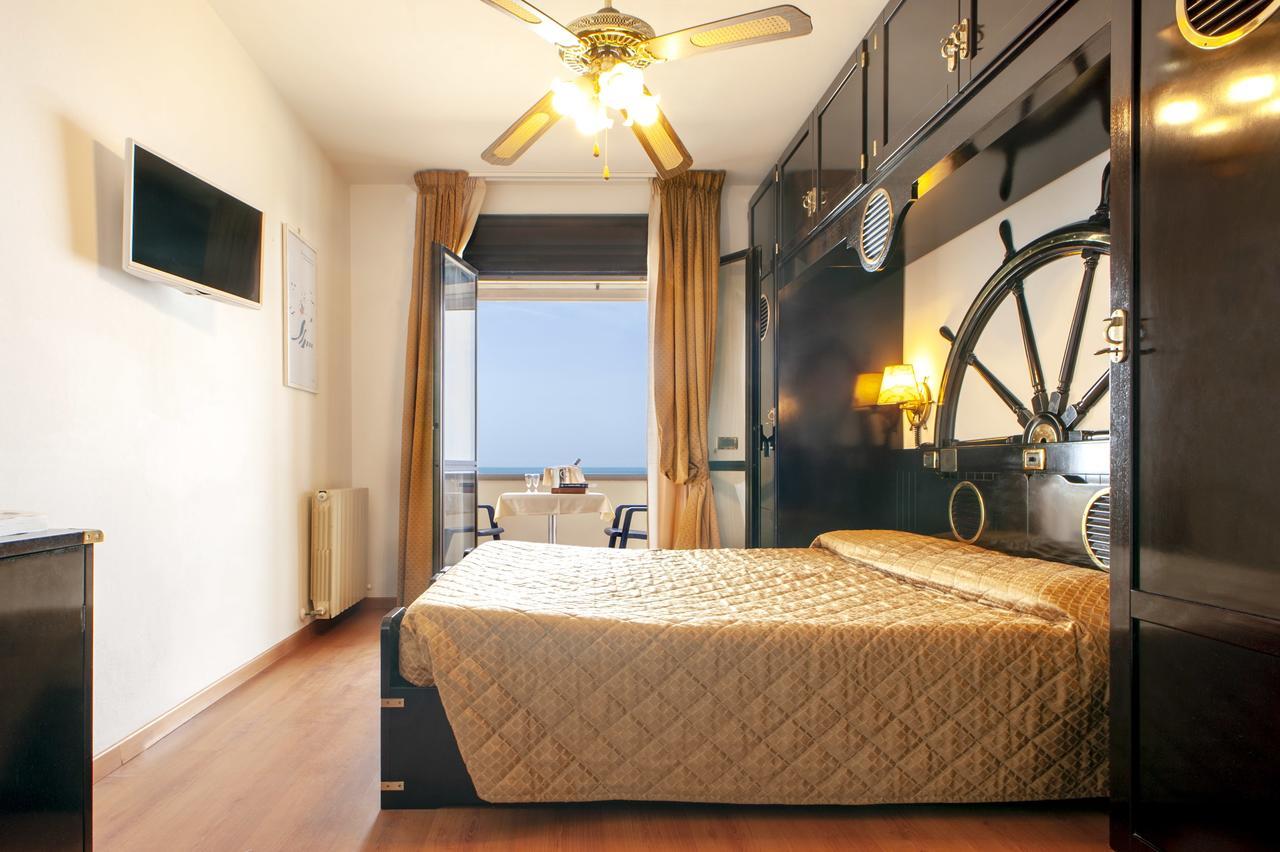 Hotel Villa Lo Scoglietto San Vincenzo Kültér fotó
