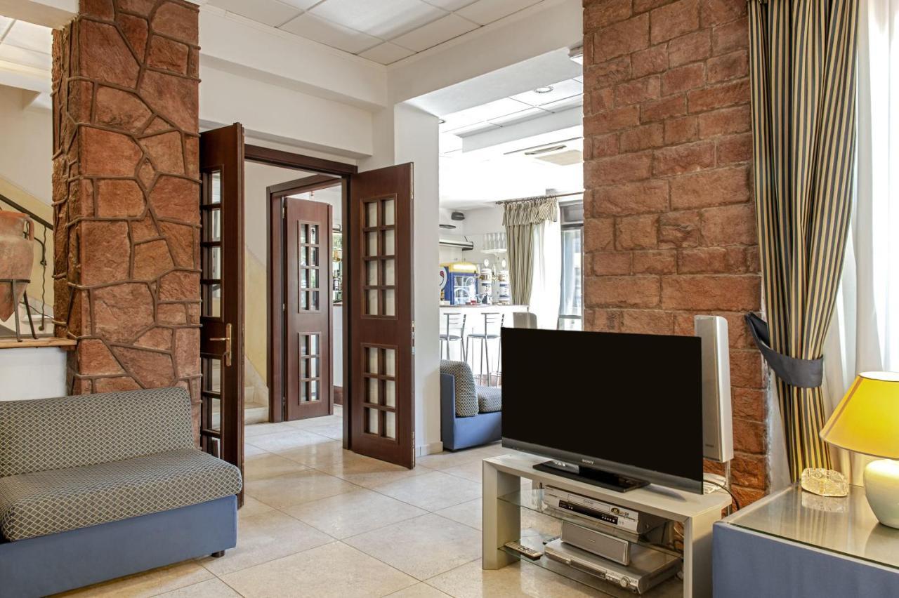 Hotel Villa Lo Scoglietto San Vincenzo Kültér fotó