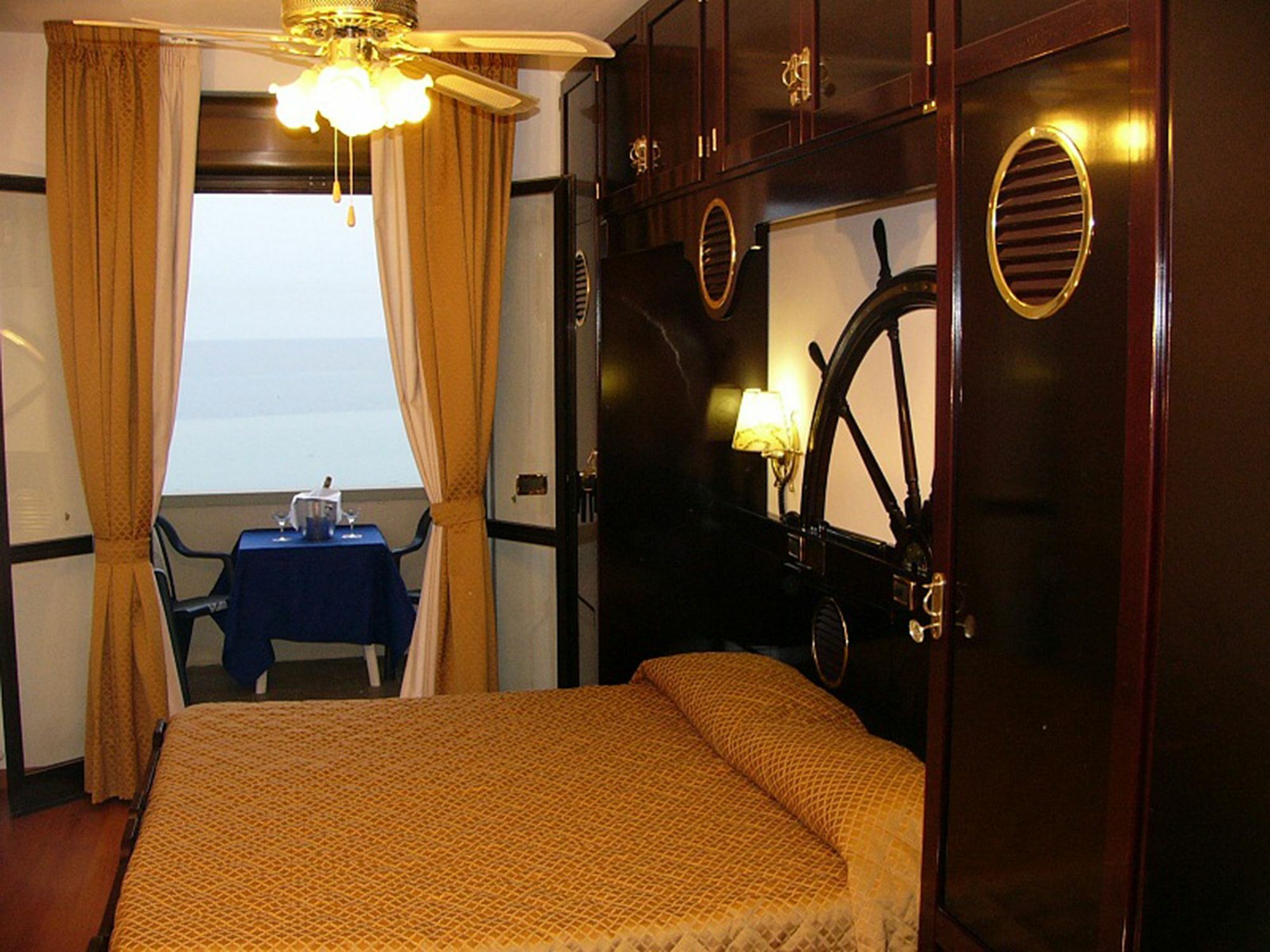 Hotel Villa Lo Scoglietto San Vincenzo Kültér fotó